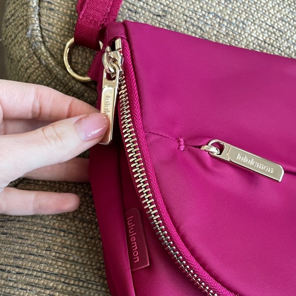 lululemon athletica All Night Festival Crossbody Bag 5L - Picture 3 of 12